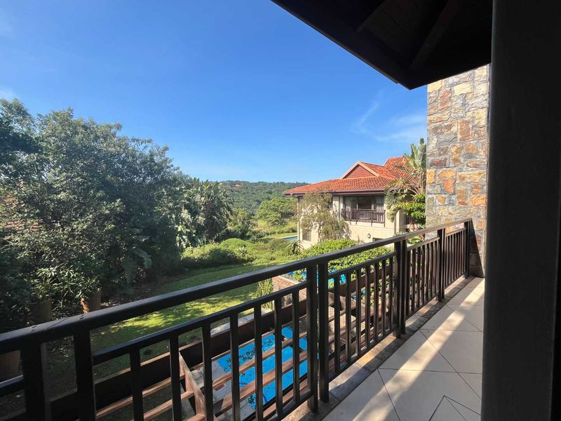 Luxurious 4-Bedroom Modern Duplex Townhouse in Zimbali - Photo 6