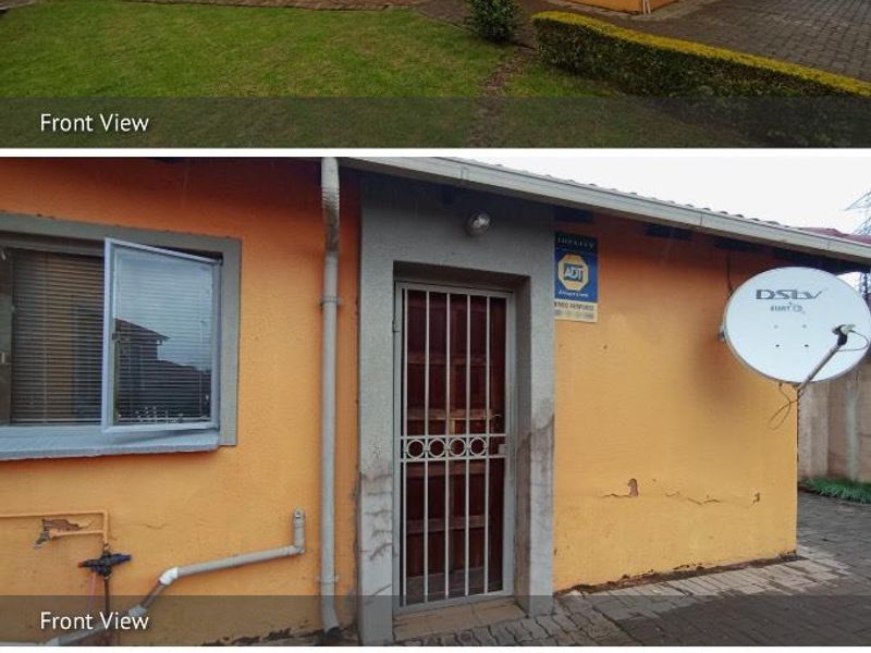 Charming Home - Photo 8