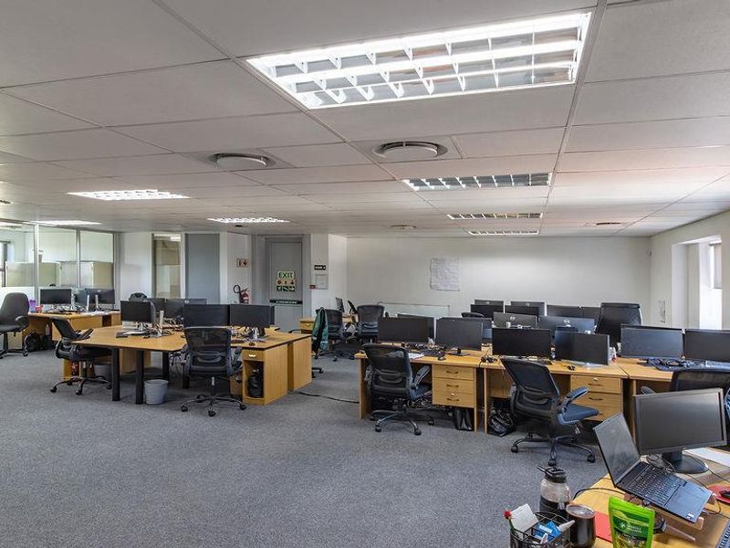 Premium, Future-Ready Office Space Designed to Elevate Your Business in Century City - Photo 5