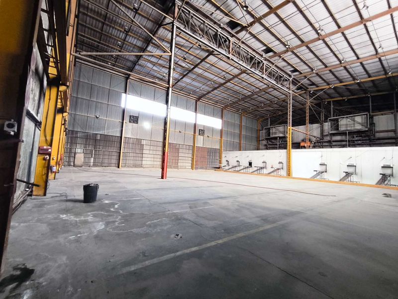 8,232m2 Warehouse To Let in Heriotdale - Photo 7