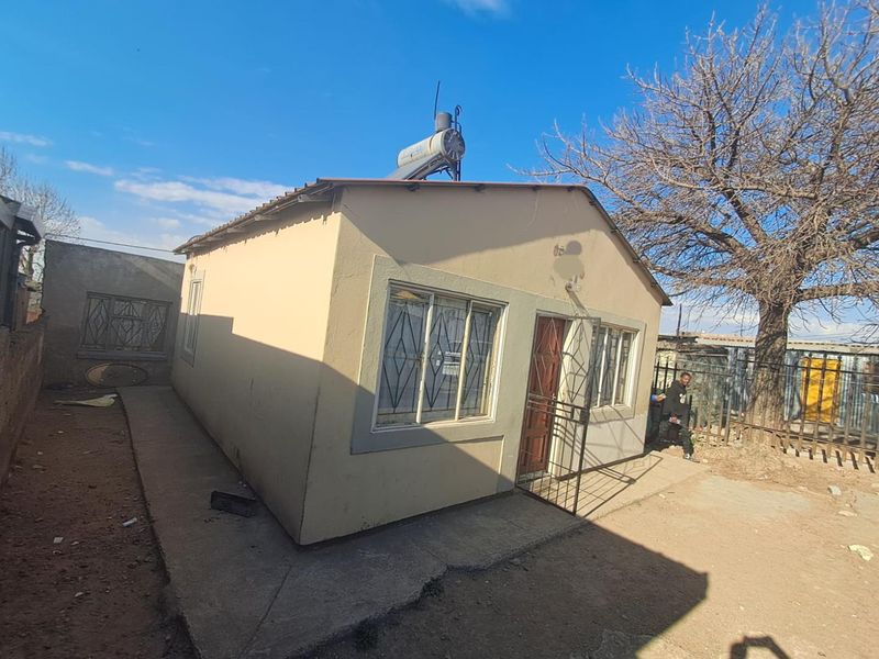 2 Bedroom House In Ivory park Ext  7 - Photo 1