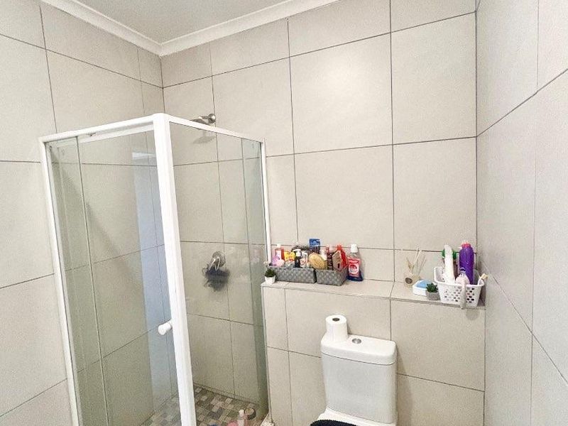 2 Bedrooms Apartment For Sale in Rocky Crest - Photo 9