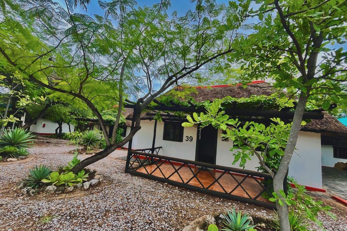 ESTABLISHED HOTEL & LODGE BUSINESS FOR SALE, RUNDU - Photo 3
