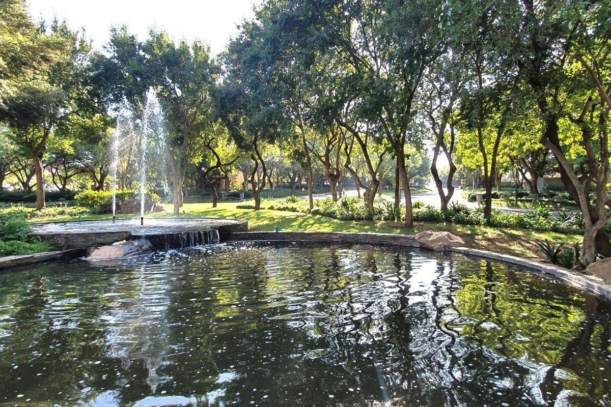 Prime Residential Land in Blue Valley Golf and Country Estate - Photo 4