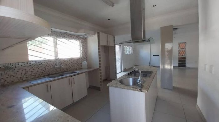 Property #2404754, House Pending Sale in Eros