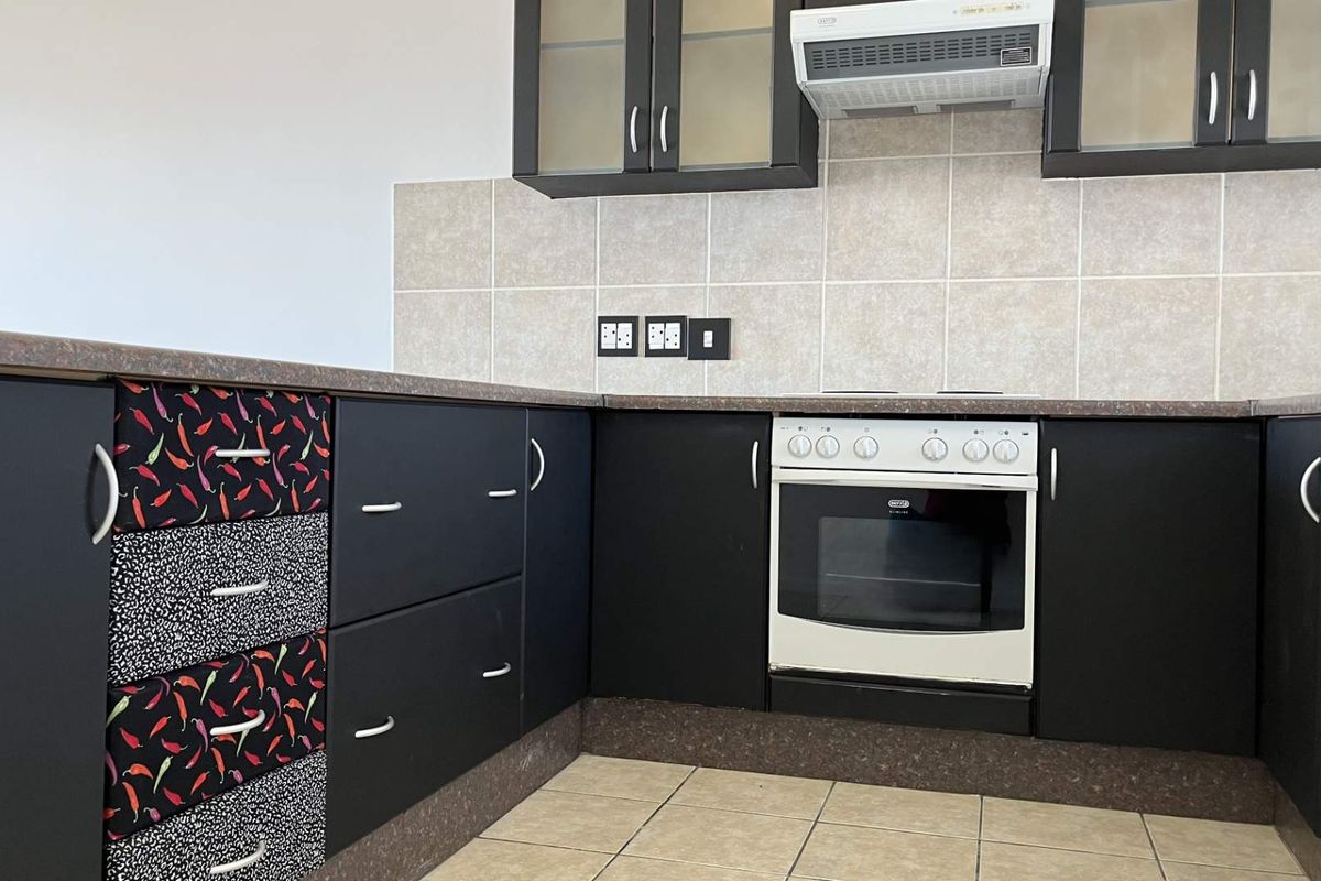 Ocean View Oasis: Your 2-Bedroom Dream Awaits! - Photo 3