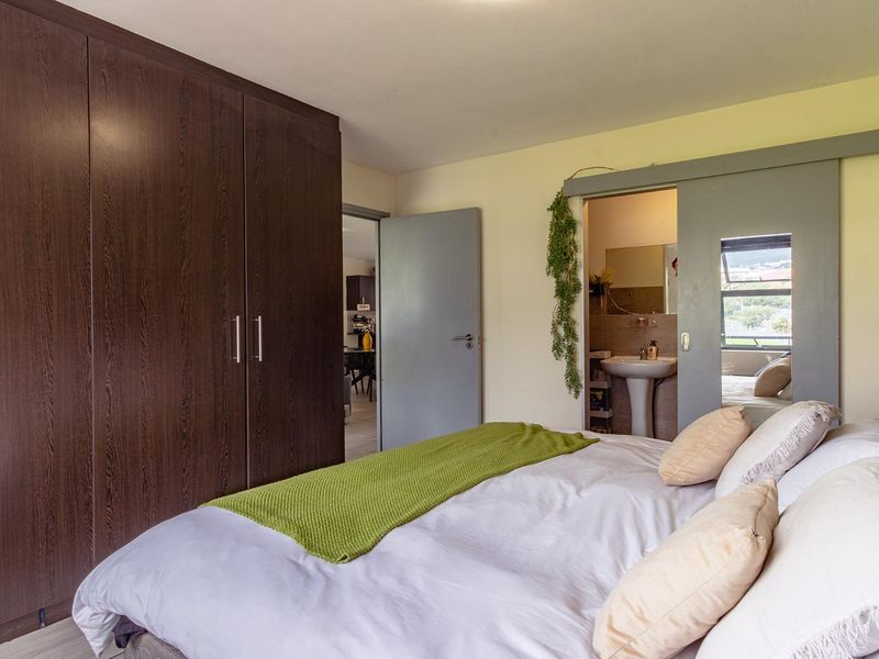 Easy Living in the Heart of Zonnebloem - Photo 10