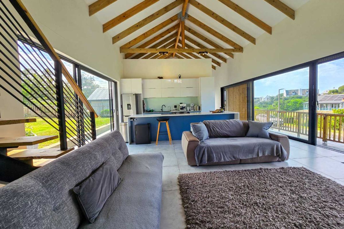 Neat two Bedroom home for sale in Stilbaai-Wes. - Photo 5