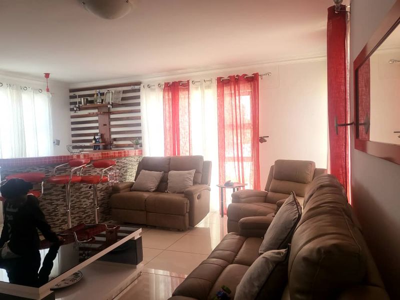 DOUBLE-STOREY HOUSE FOR RENT IN CIMBEBASIA - Photo 2