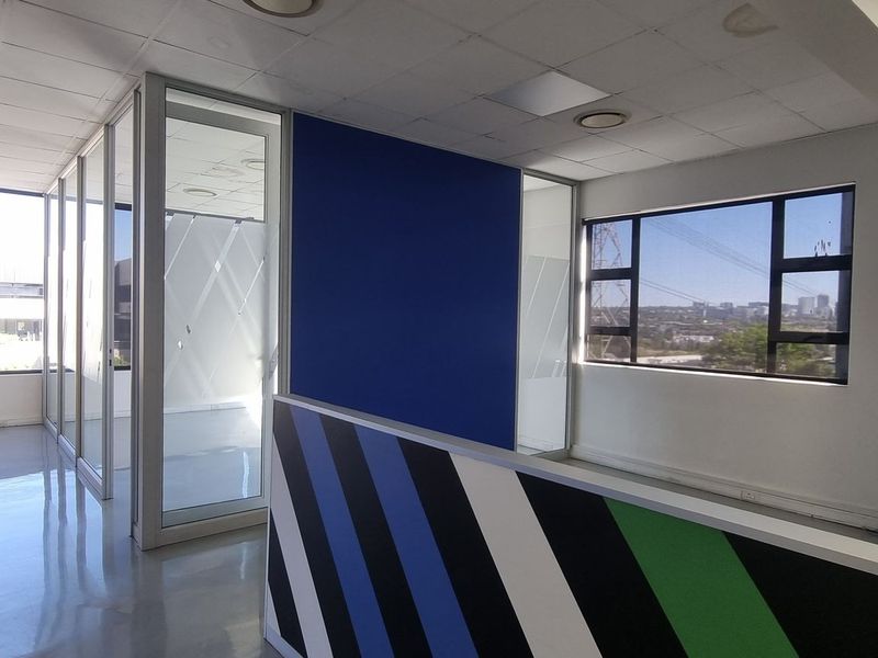 284m2 Kramerville Showroom To Let - Photo 10