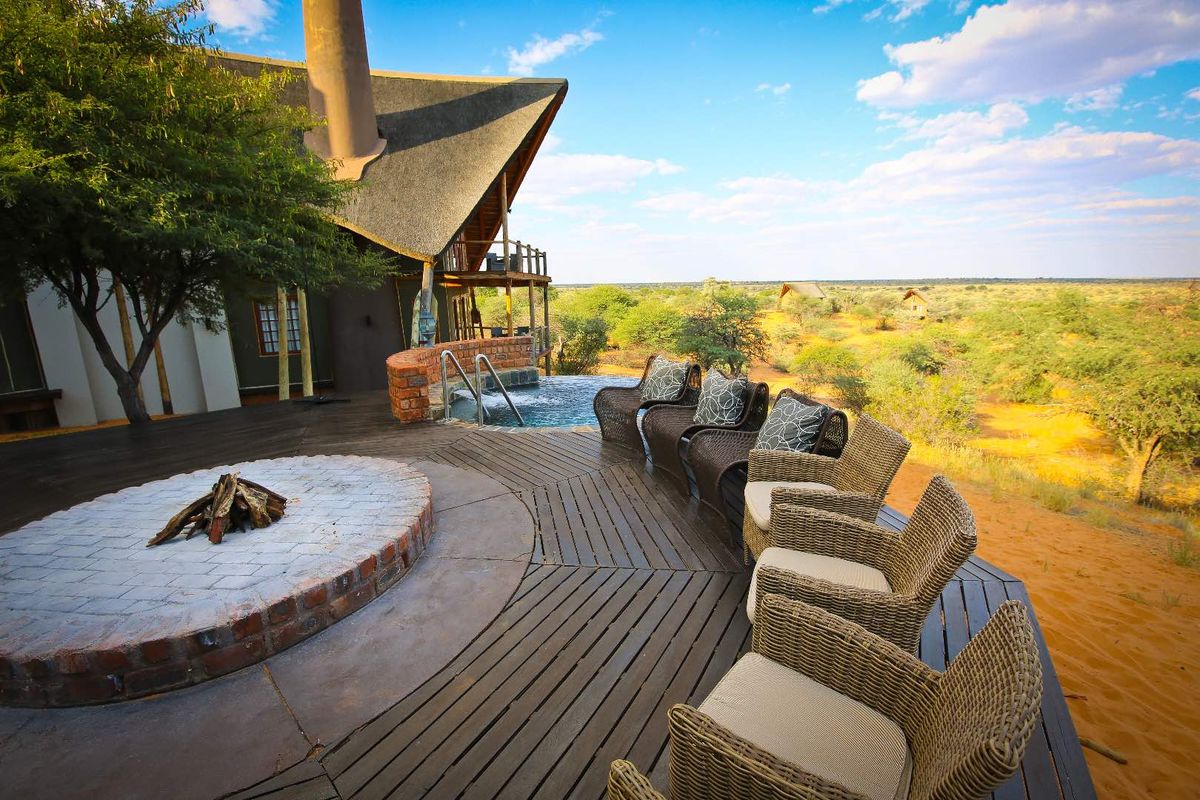 FOR SALE - Guest Lodge / Safari Camp in the Kalahari - Photo 2