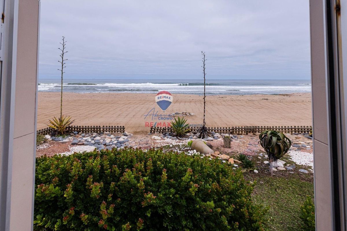 Beautiful Sea Front House Swakopmund - Photo 5
