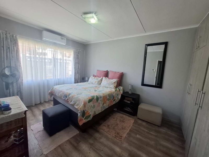 Affordable free standing home in Avis - Photo 10