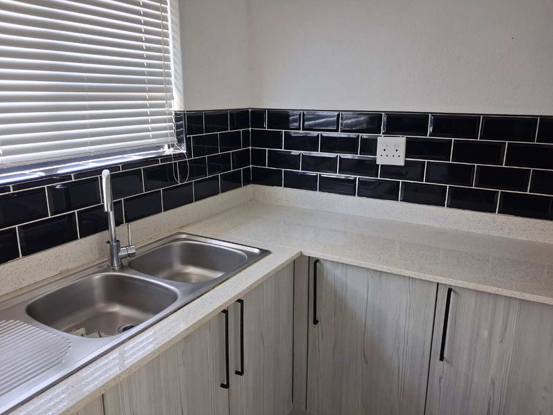 Large family house to rent in Elawini - Photo 6