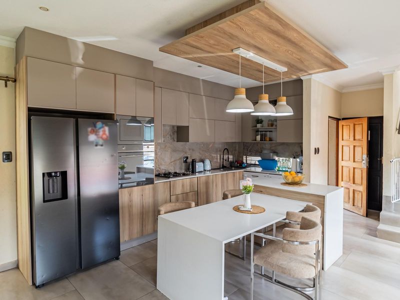 3 Bedroom Townhouse for sale in Meyersdal! - Photo 4