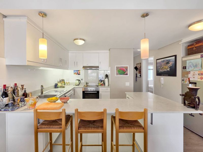 Peaceful 2 Bedroom 2 Bathroom Apartment - Photo 8