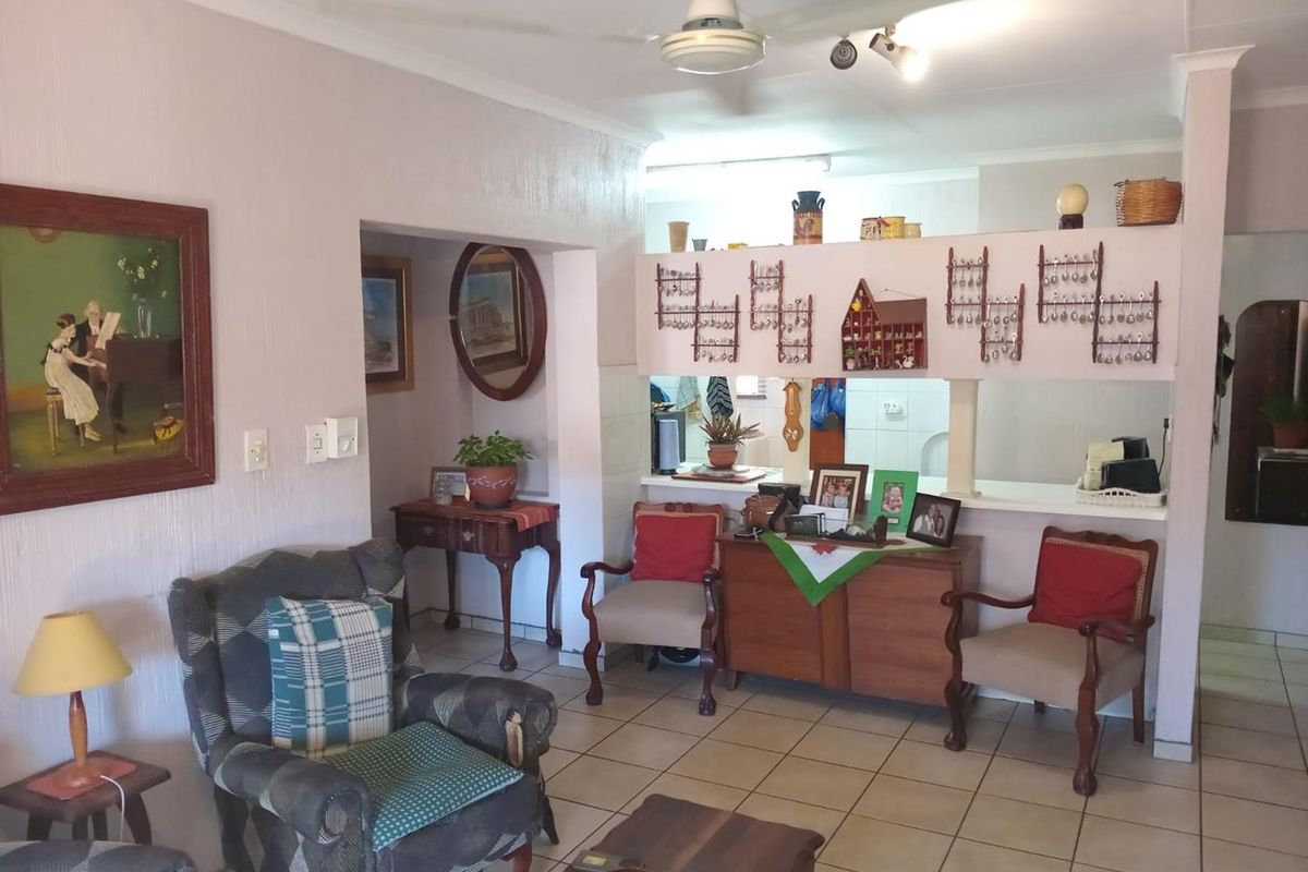 Charming 2-Bedroom Facebrick Simplex – Exceptional Value! - Photo 3