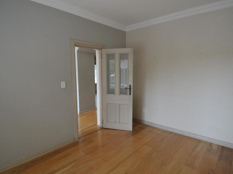 4 Bedroom Boardwalk Mansion - Photo 9