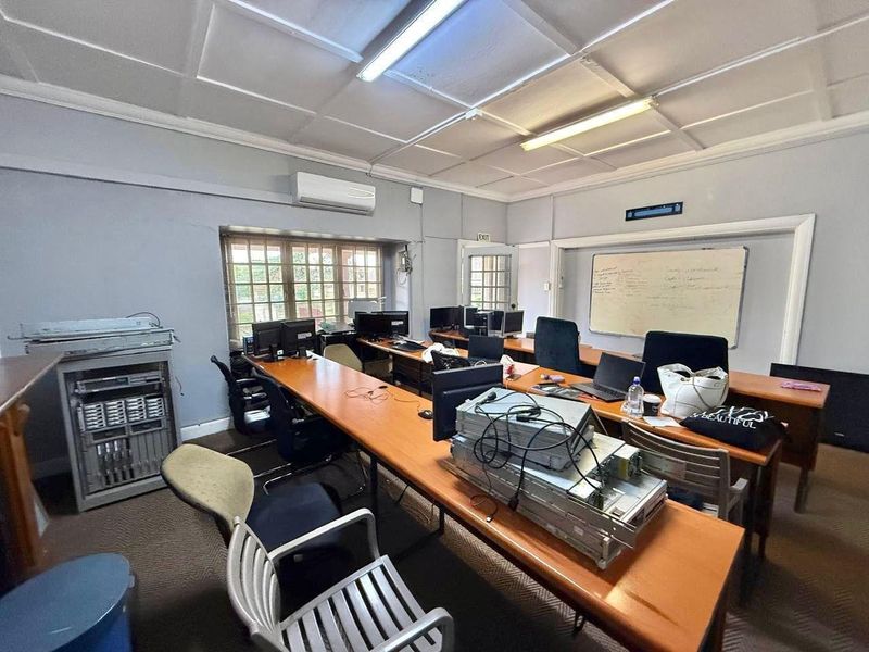 High-value investment listing positioned close to UKZN - Photo 7