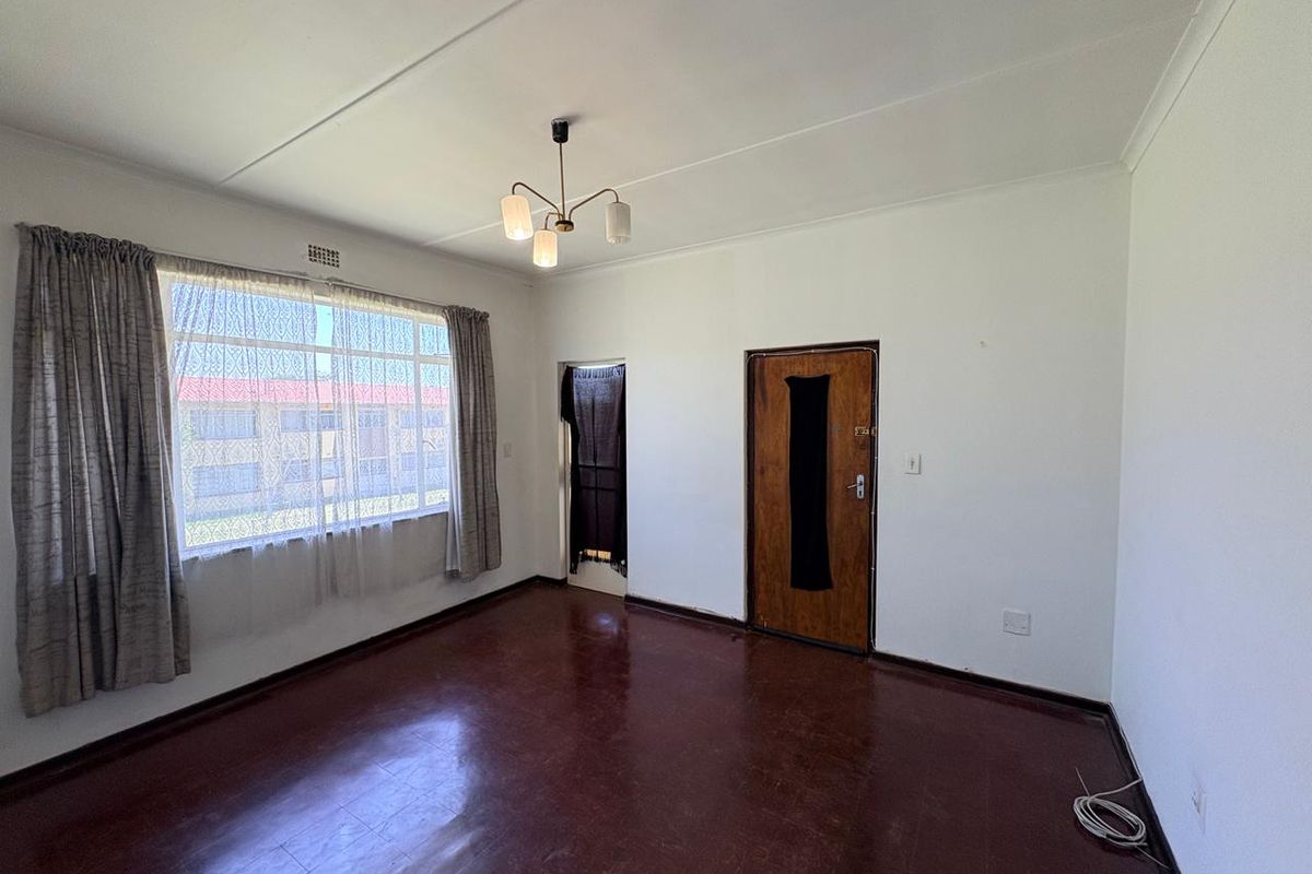 Neat and Practical First‐Floor Apartment in Bellavista - Photo 2