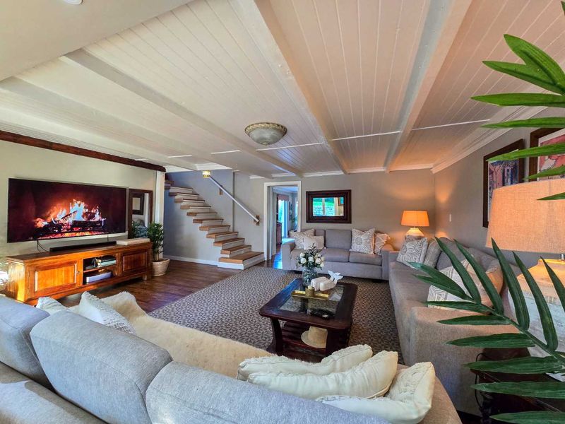 Exclusive Riverside Lifestyle Estate Living - Photo 8