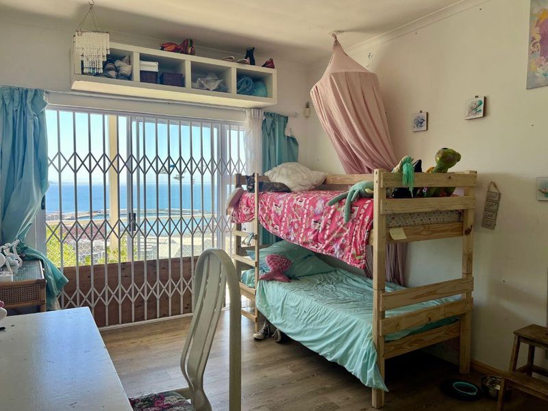 Four bedroom house for sale in Simons Kloof - Photo 9