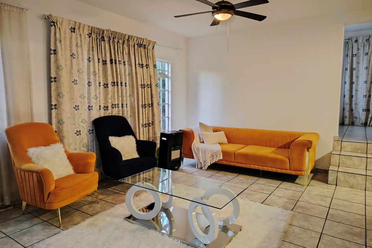 Your Dream Home Awaits in Baysvalley with Bonus Flat - Photo 3