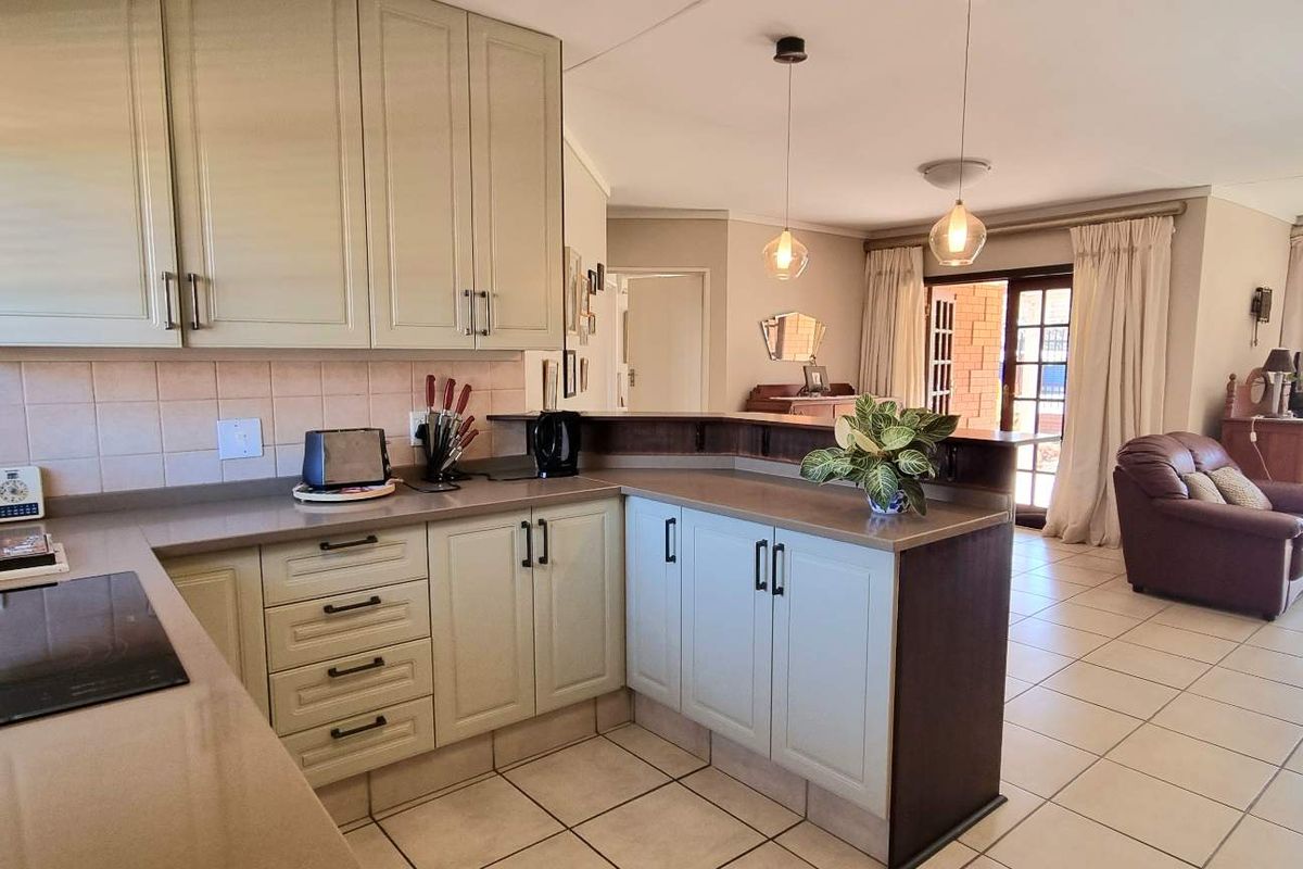 PEACE AND TRANQUILITY - Photo 4