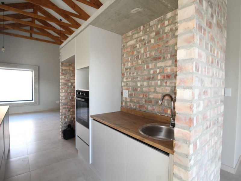 Townhouse to let in new complex in Swakopmund - Photo 6