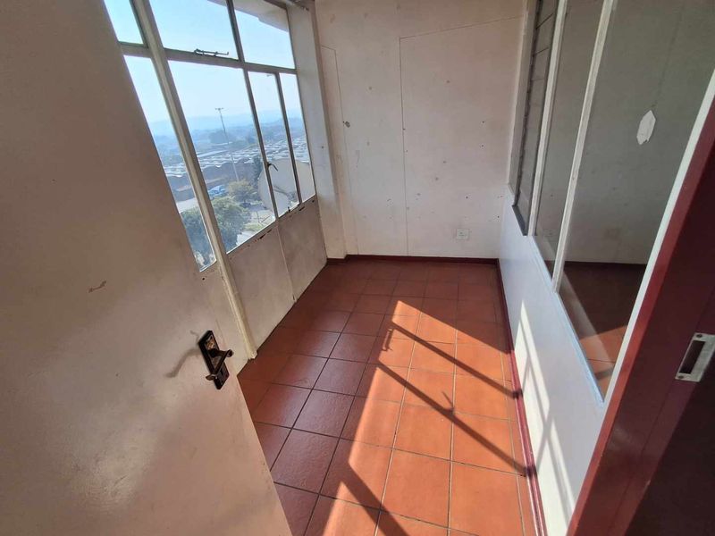 1.5 bedroom flat - Photo 2