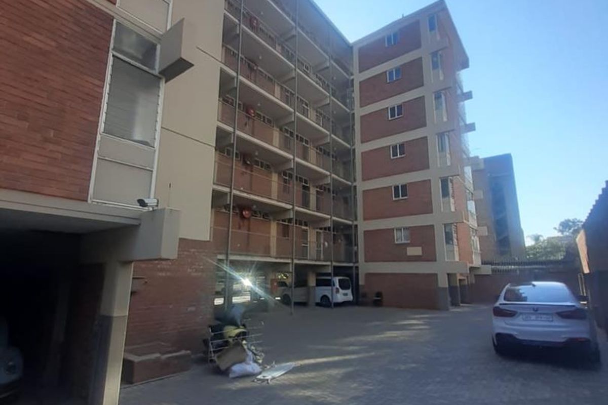 1 BEDROOM APARTMENT TO RENT - Photo 2