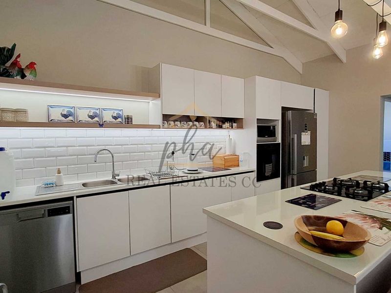 Single-Level Townhouse for sale in Extension 15, Swakopmund - Photo 3