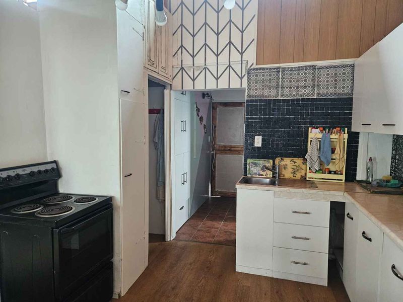 1-Bedroom Nutec Home with Great Potential - Photo 7