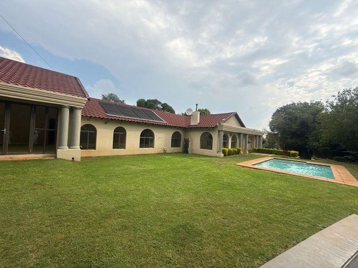 Property #2376526, House Rental Monthly in Beverley Gardens