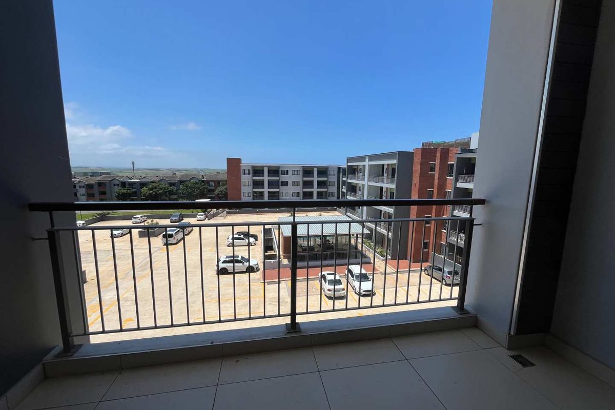 Looking for a well priced investment opportunity in the heart of Umhlanga,,, - Photo 4