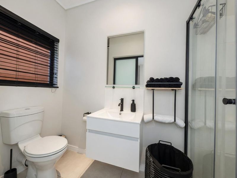 FULLY FUNRISHED THREE BEDROOM GROUND FLOOR APARTMENT FOR SALE!!! - Photo 10