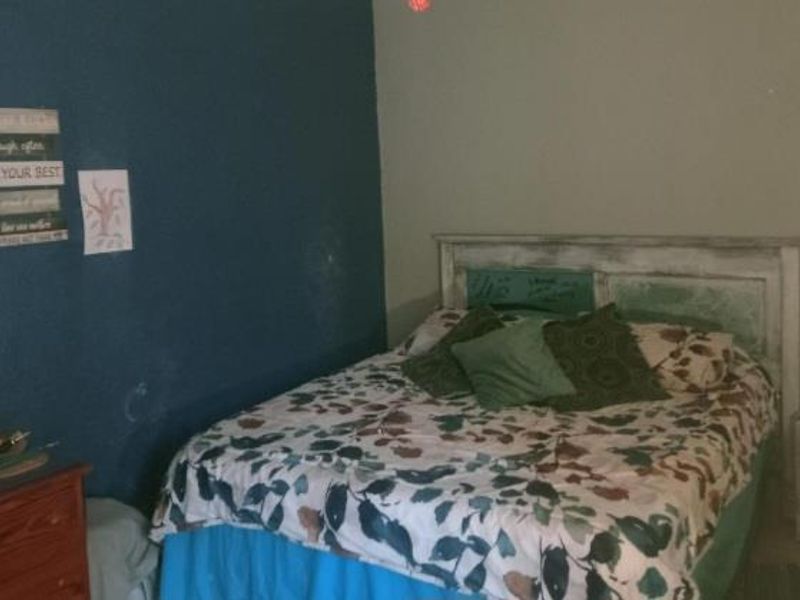 Enormous property for sale. - Photo 9