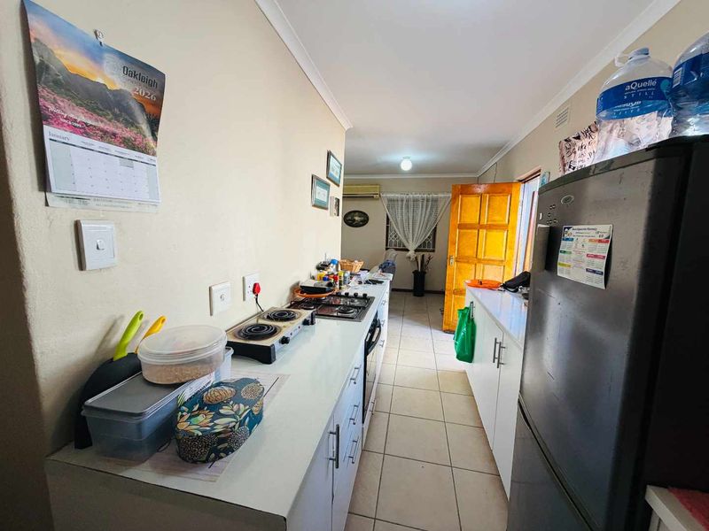 Hendra - Garden Cottage in Glen Hills - Photo 5