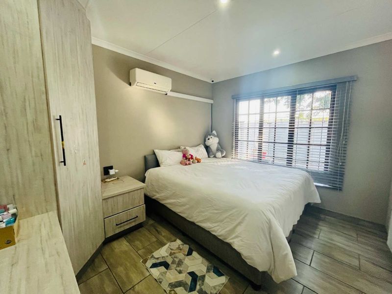 Hendra - Perfect Starter Home awaits in Sunningdale - Photo 10