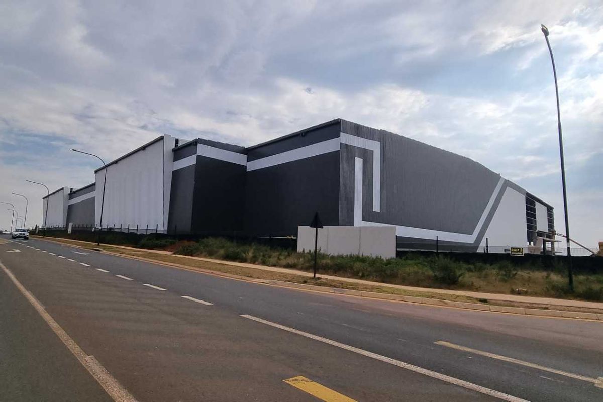 Site A | Logistics Warehouse To Let – 18,500m2 - Photo 3