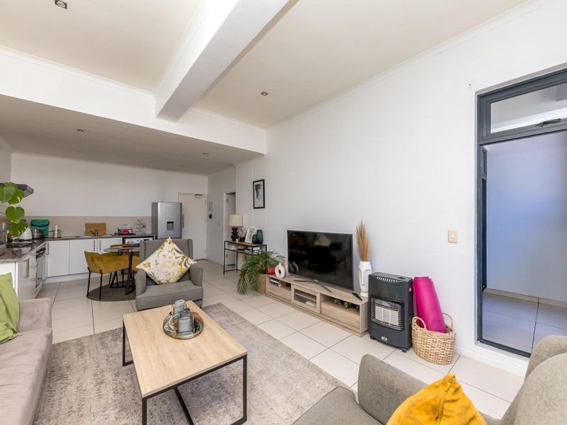 One Bedroom Air BnB Friendly. - Photo 7