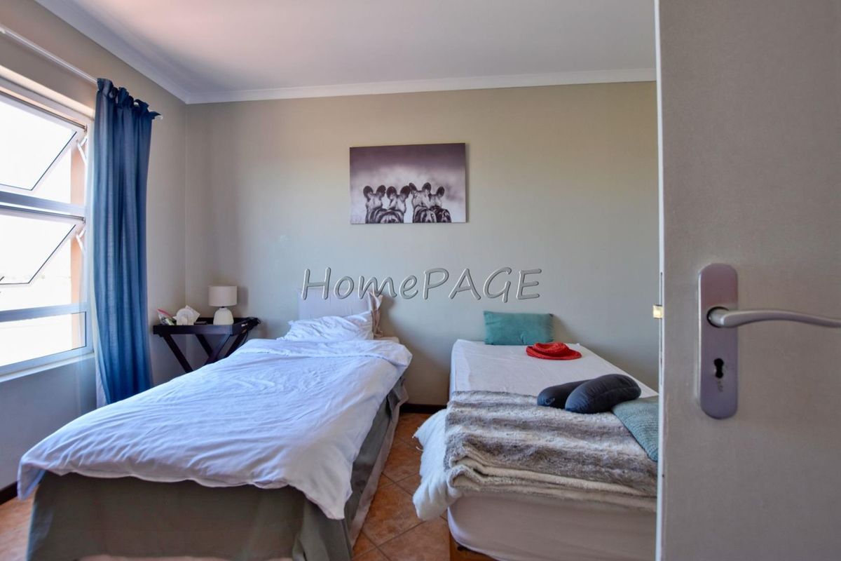 Central, Swakopmund:  3 Bedr Apartment in Toscana is for Sale - Photo 5