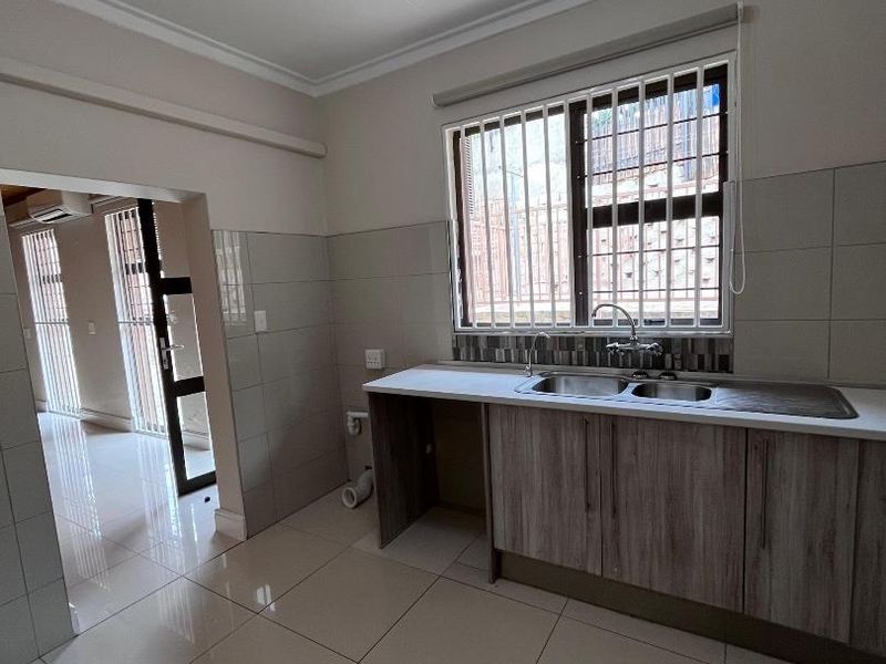 Eros house with view and King Master bedroom - Photo 2