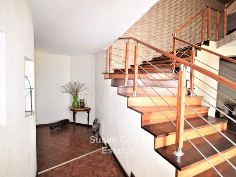 Double Storey Mansion - Photo 3