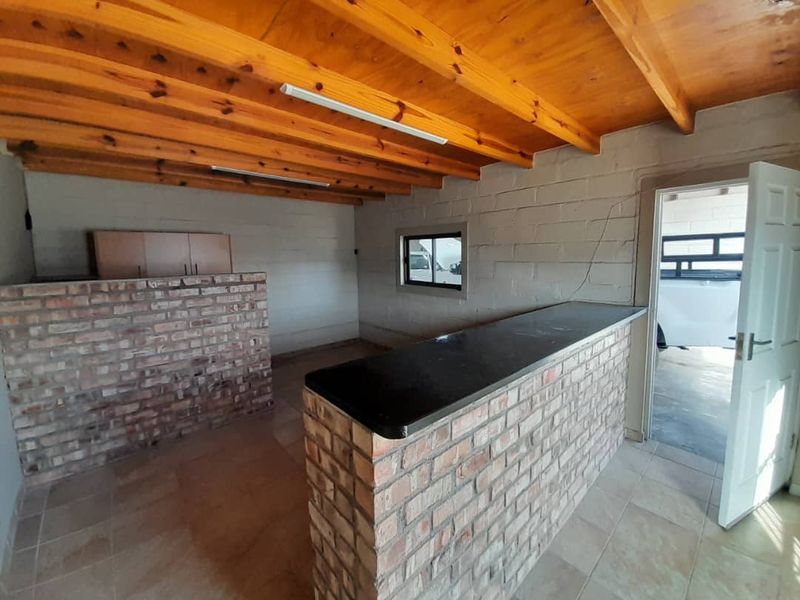 LIGHT INDUSTRIAL WORKSHOP - Photo 3