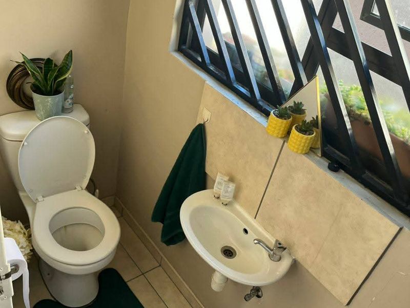 Rocky Crest Townhouse For Sale - Photo 6