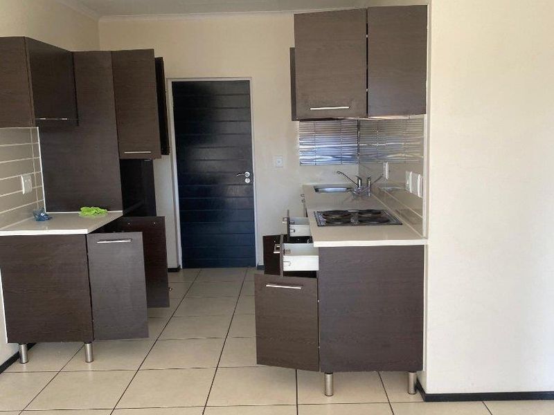 2 Bed Apartment for rent!! - Photo 10