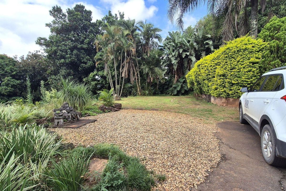 Modern Family Home with Views and Income-Generating Flatlet, Athlone, Pietermaritzburg - Photo 4