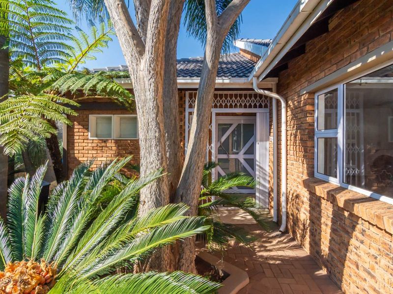 Stunning family home in Rangeview - Photo 2