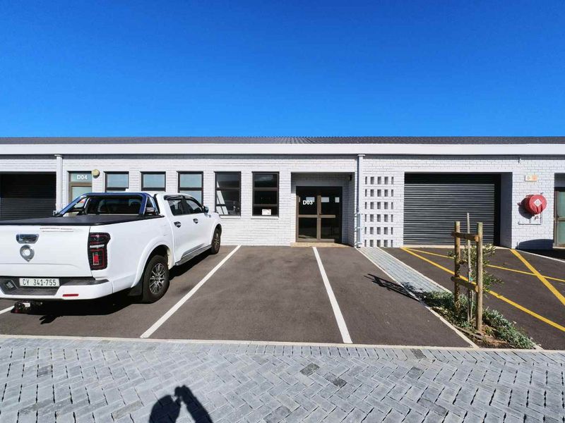 153sqm Warehouse space to let - Montague Gardens - Photo 1